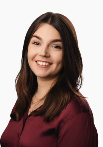 Juliana Schulte - Senior Marketing Executive